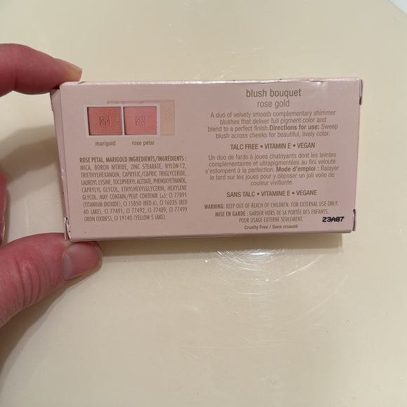 Jouer blush bouquet NWT - Picture 3 of 6